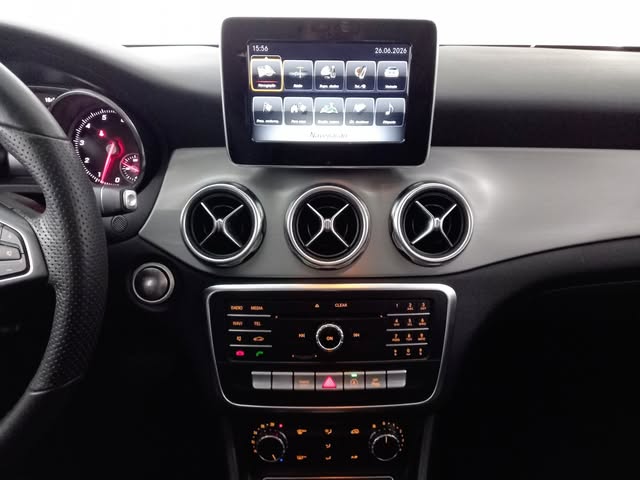 MERCEDES-BENZ GLA 200 ADVANCE - Imagem 8