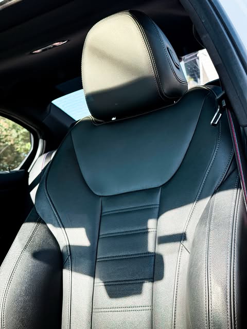 BMW 320I M SPORT - Imagem 7