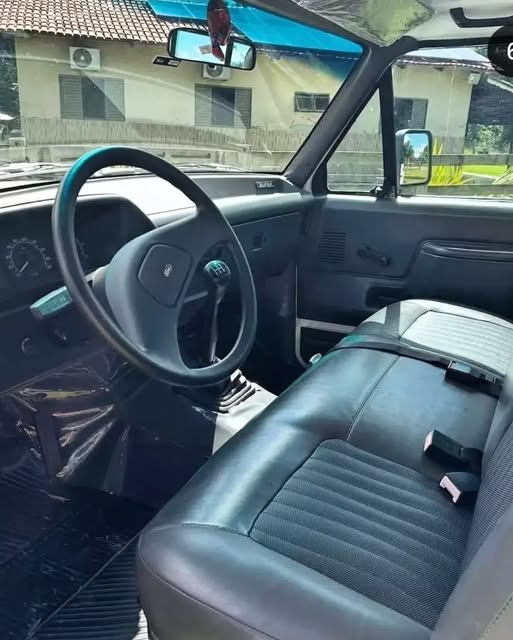 FORD F1000 - Imagem 5