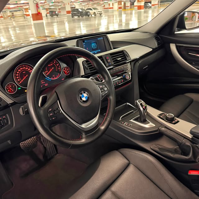 BMW 320I SPORT PLUS - Imagem 8