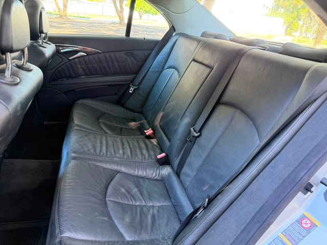 MERCEDES-BENZ E320 AVANTGARDE - Imagem 16
