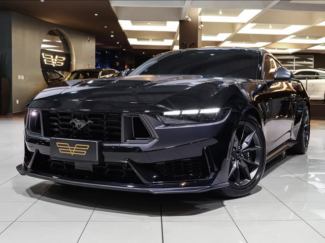FORD MUSTANG DARK HORSE - Imagem 1