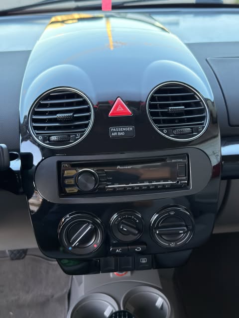 VOLKSWAGEN BEETLE - Imagem 9