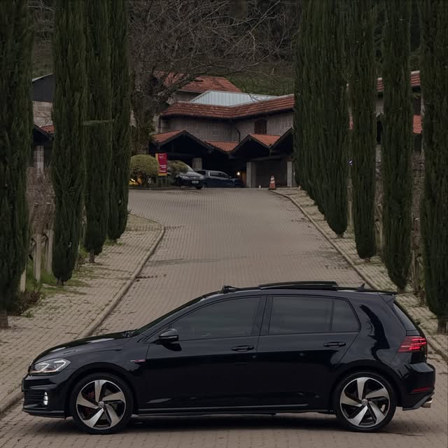 VOLKSWAGEN GOLF GTI 350TSI - Imagem 11