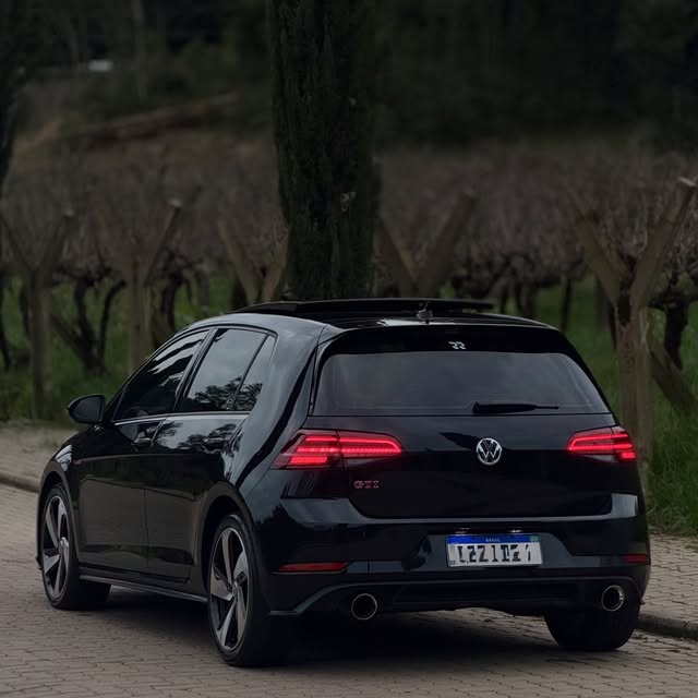 VOLKSWAGEN GOLF GTI 350TSI - Imagem 17