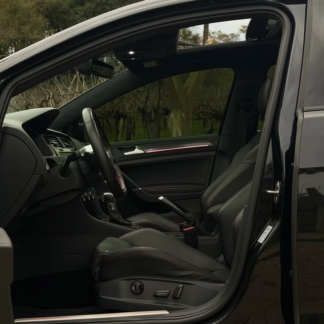 VOLKSWAGEN GOLF GTI 350TSI - Imagem 7