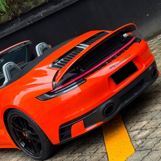 PORSCHE 911 CARRERA GTS - Imagem 2