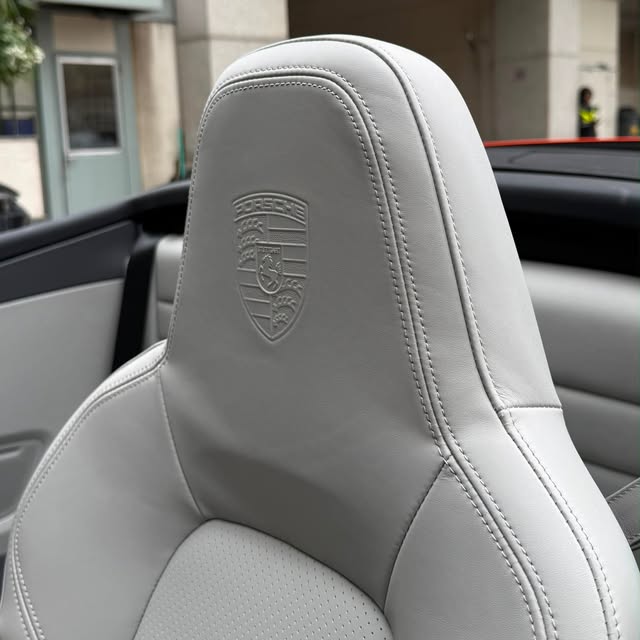 PORSCHE 911 CARRERA GTS - Imagem 17
