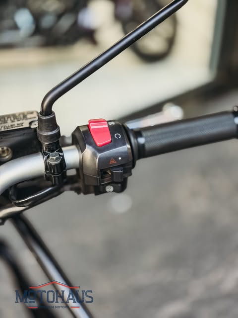 ROYAL ENFIELD HIMALAYAN - Imagem 9