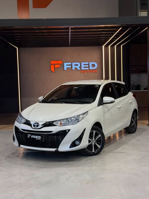 TOYOTA YARIS XS - Imagem 1