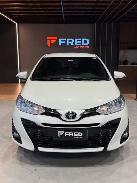 TOYOTA YARIS XS - Imagem 6