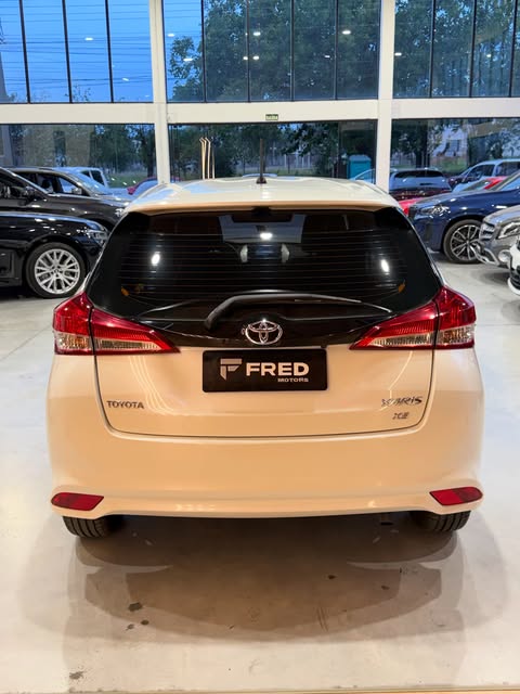 TOYOTA YARIS XS - Imagem 10