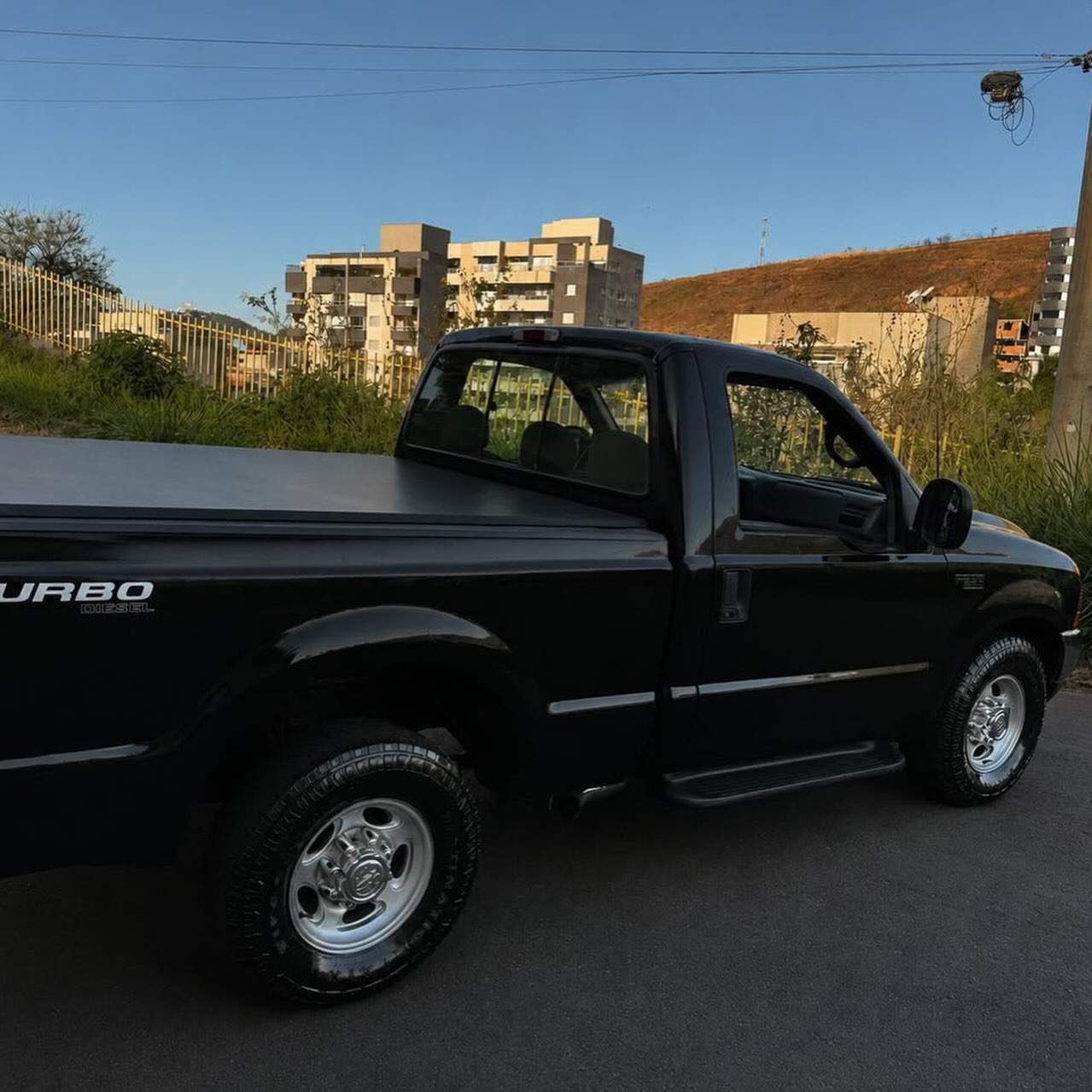 FORD F-250 XLT-L - Imagem 6