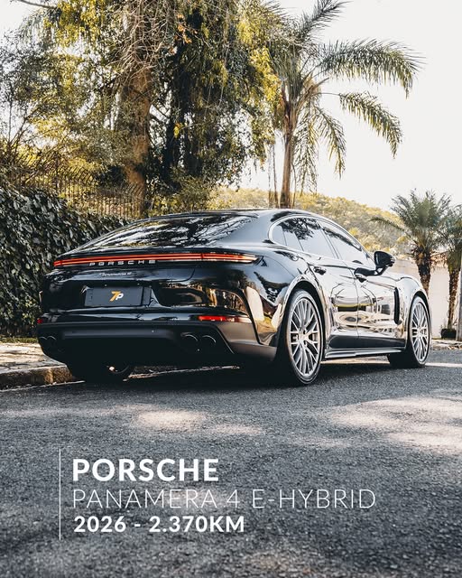 PORSCHE PANAMERA 4 - Imagem 1