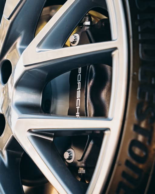 PORSCHE PANAMERA 4 - Imagem 5