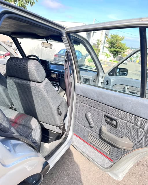 VOLKSWAGEN VOYAGE GL 1.8 TURBO - Imagem 11