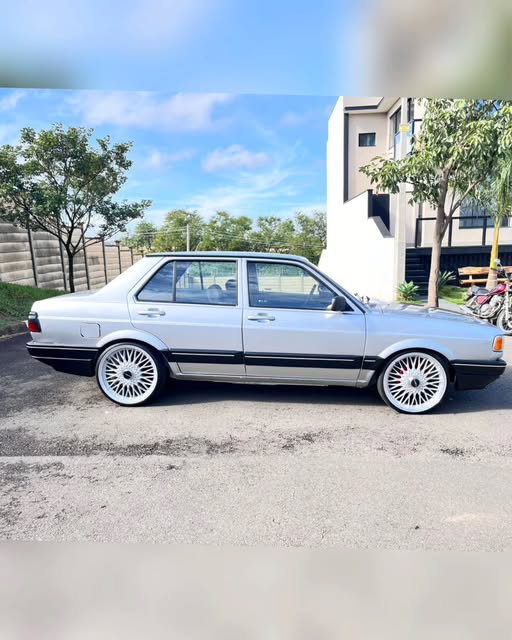 VOLKSWAGEN VOYAGE GL 1.8 TURBO - Imagem 15