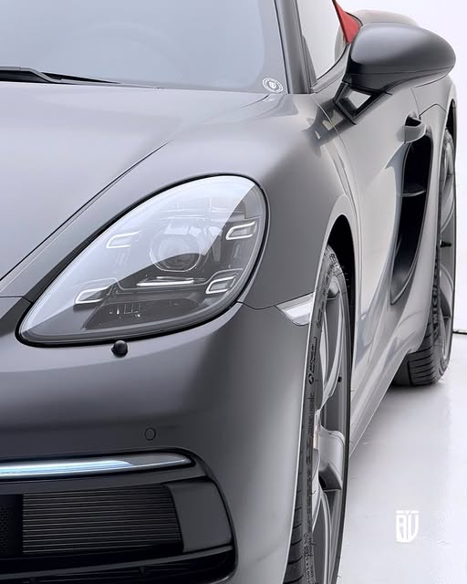 PORSCHE 718 BOXSTER GTS - Imagem 5