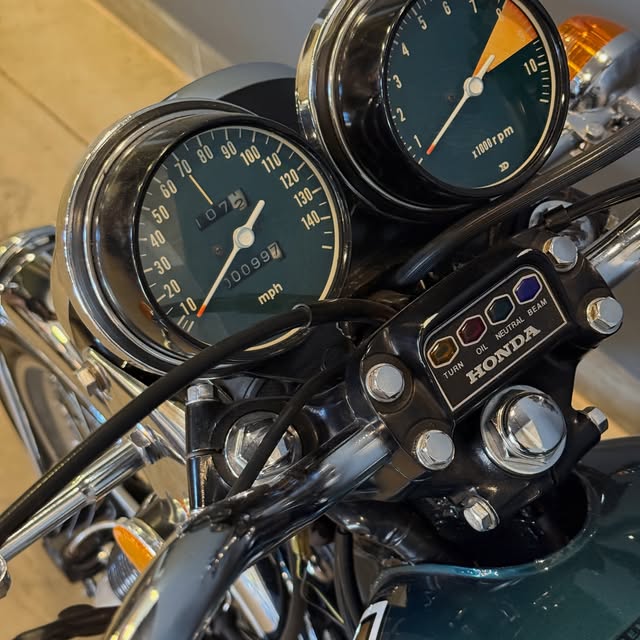 HONDA CB 750 FOUR - Imagem 16