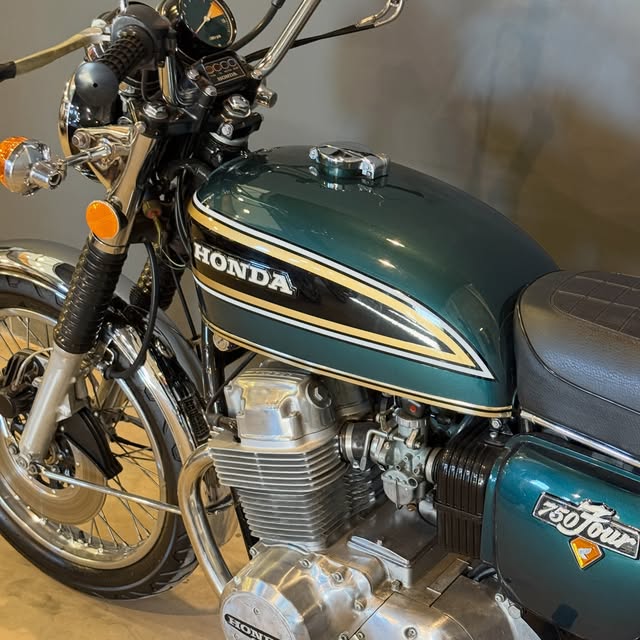 HONDA CB 750 FOUR - Imagem 17