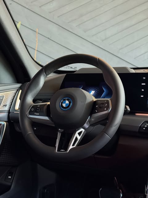 BMW IX1 XDRIVE30 M SPORT - Imagem 5