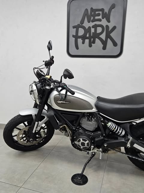 DUCATI SCRAMBLER ICON - Imagem 4