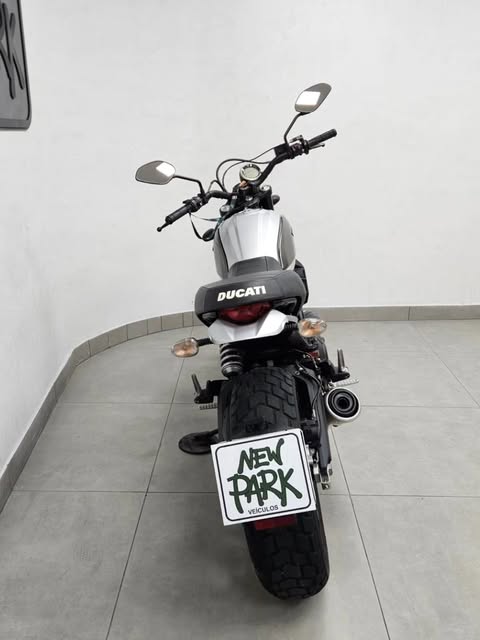 DUCATI SCRAMBLER ICON - Imagem 9