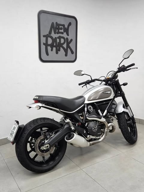 DUCATI SCRAMBLER ICON - Imagem 10