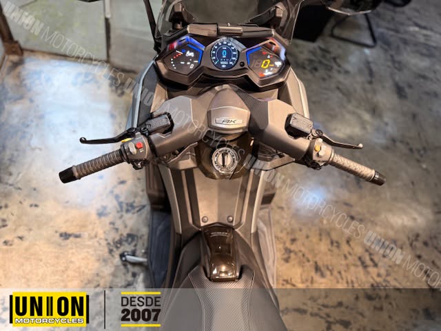 KYMCO AK 550 - Imagem 9
