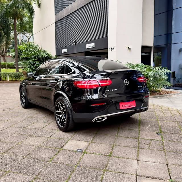 MERCEDES-BENZ GLC 250 SPORT AMG - Imagem 4