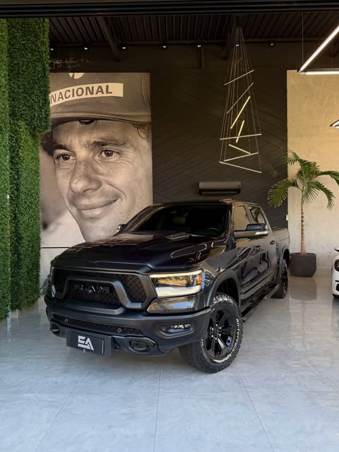 RAM 1500 REBEL - Imagem 1