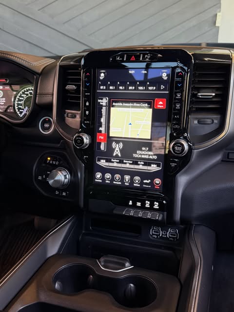 RAM 1500 REBEL - Imagem 6