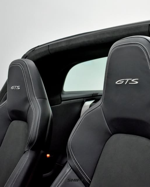 PORSCHE 911 TARGA 4 GTS - Imagem 8