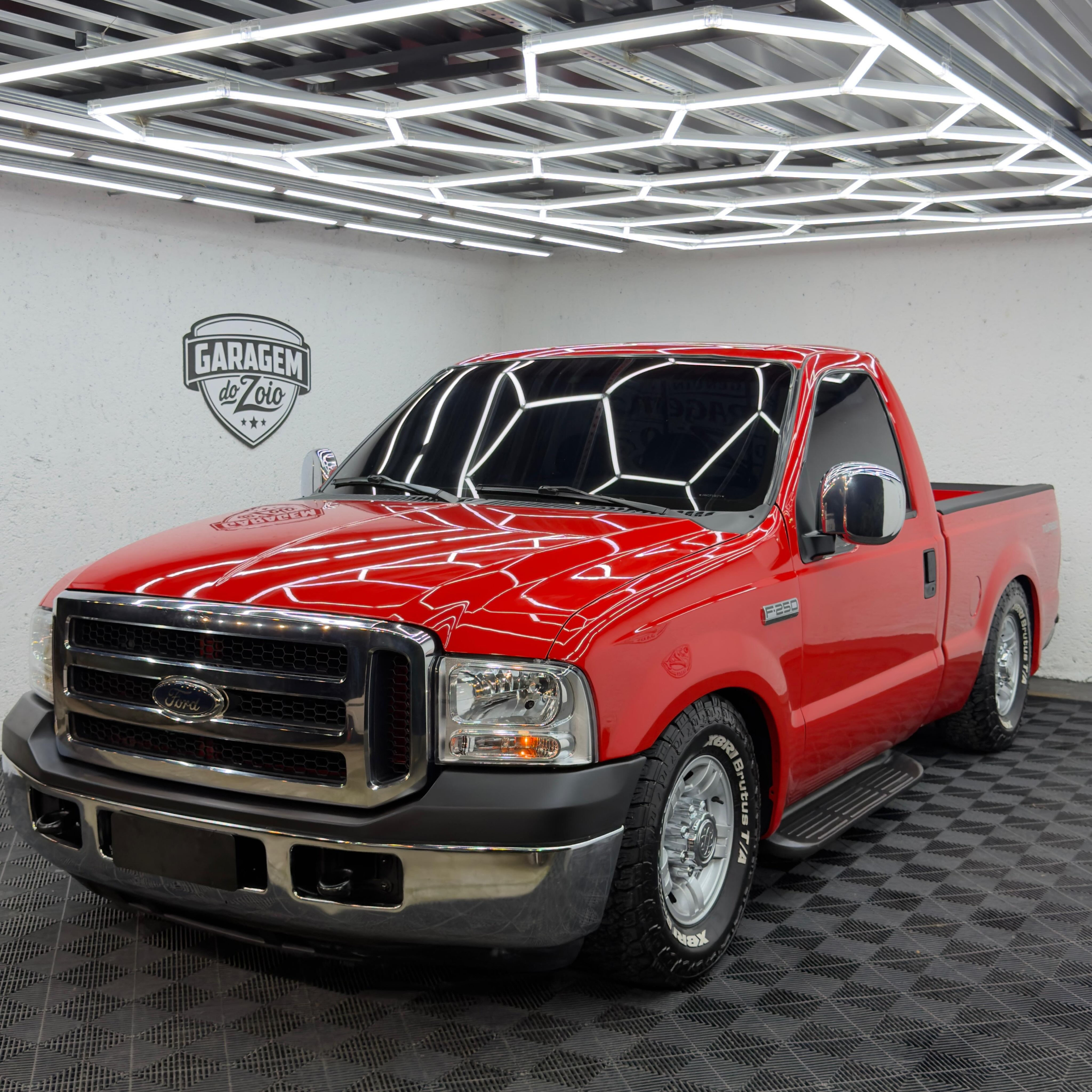 FORD F-250 XLT - Imagem 1