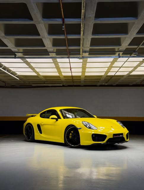 PORSCHE CAYMAN S - Imagem 1
