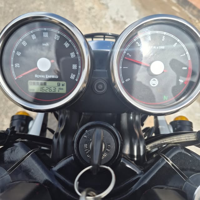ROYAL ENFIELD INTERCEPTOR - Imagem 5