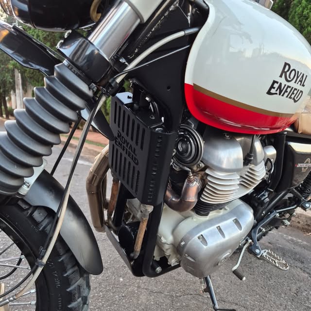 ROYAL ENFIELD INTERCEPTOR - Imagem 7