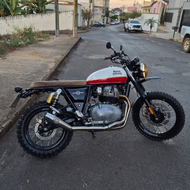 ROYAL ENFIELD INTERCEPTOR - Imagem 8