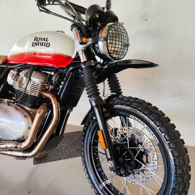 ROYAL ENFIELD INTERCEPTOR - Imagem 10
