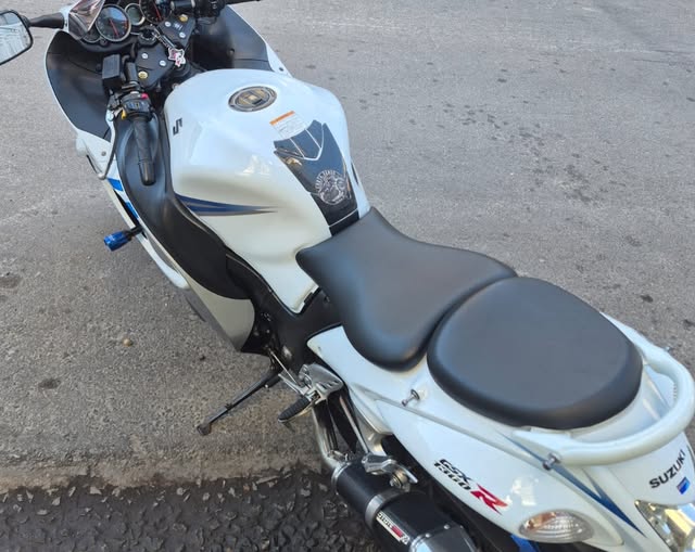 SUZUKI GSX 1300 HAYABUSA - Imagem 4