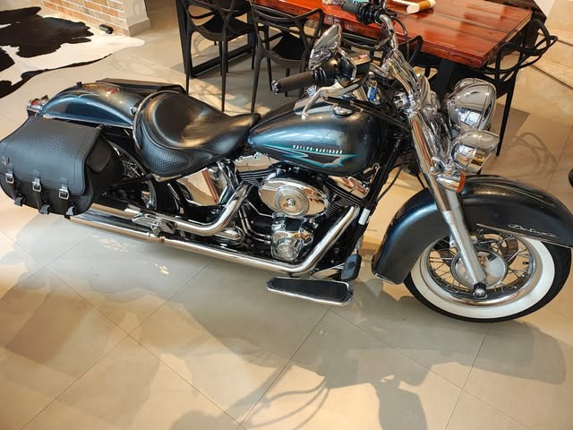 HARLEY-DAVIDSON SOFTAIL DELUXE FLSTN - Imagem 11