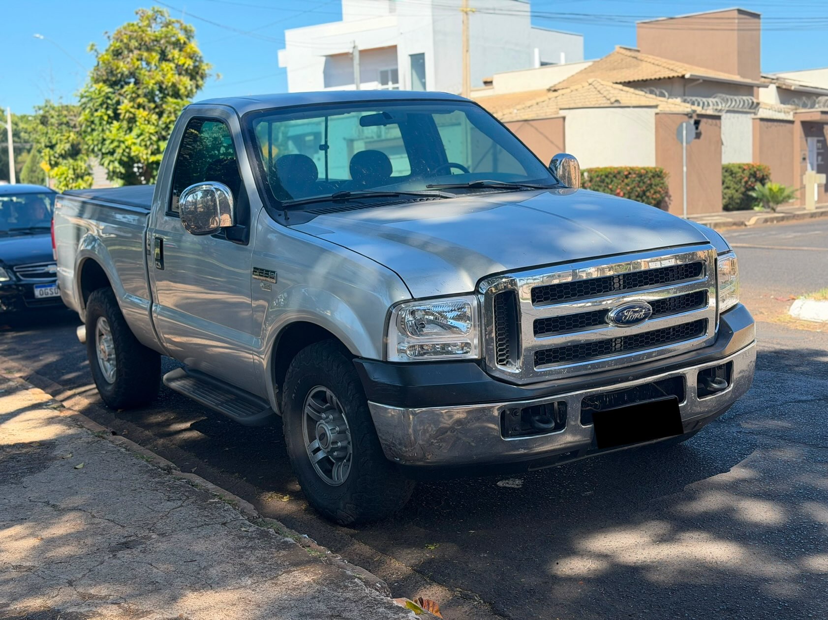 FORD F-250 XLT - Imagem 2