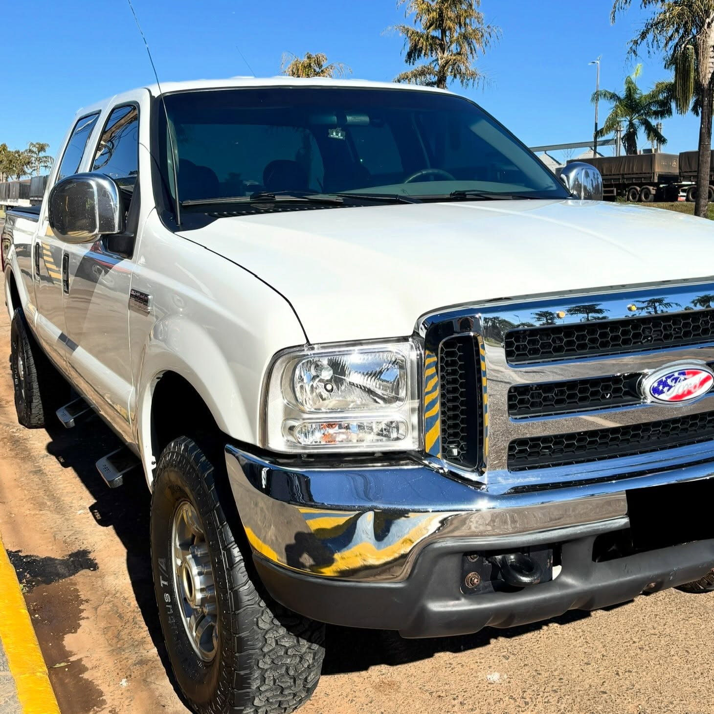 FORD F-250 XLT - Imagem 2