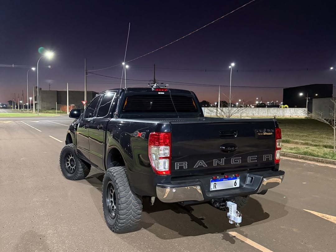 FORD RANGER XLT - Imagem 3