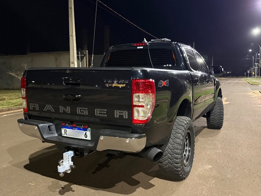 FORD RANGER XLT - Imagem 4