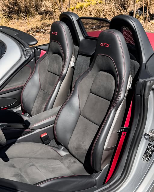 PORSCHE 718 BOXSTER GTS - Imagem 13
