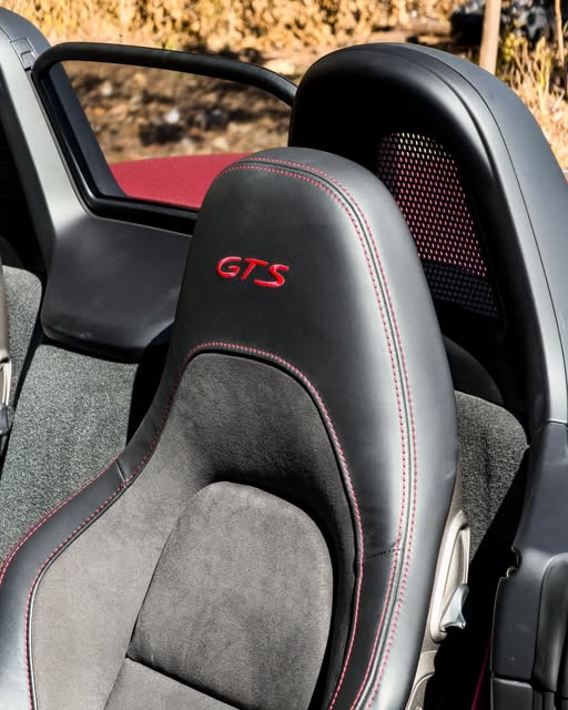 PORSCHE 718 BOXSTER GTS - Imagem 10