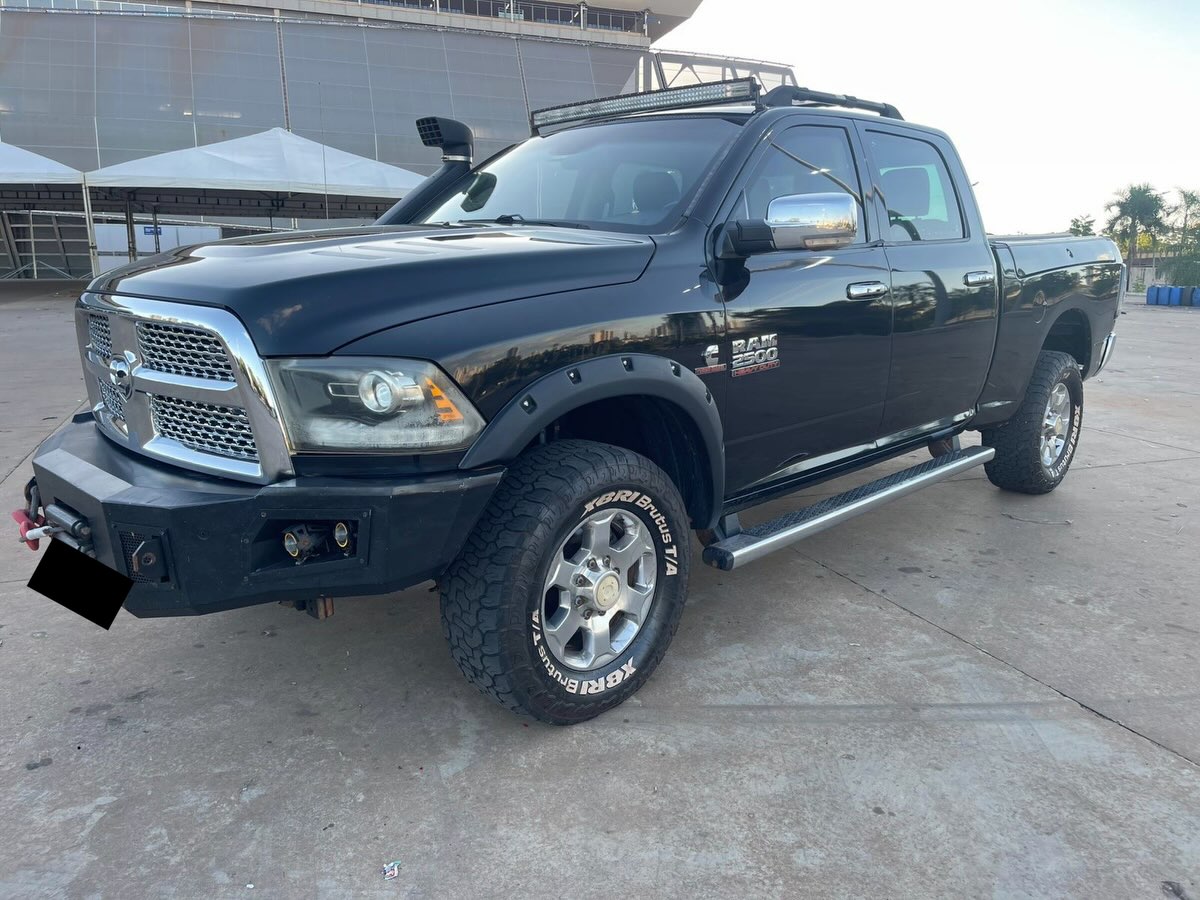 RAM 2500 LARAMIE - Imagem 3