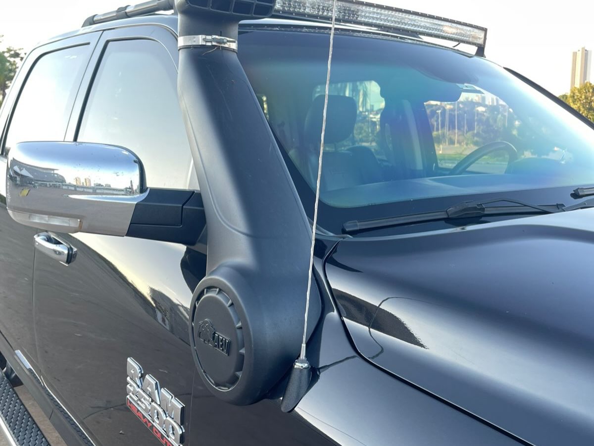RAM 2500 LARAMIE - Imagem 8