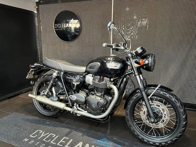 TRIUMPH BONNEVILLE T100 - Imagem 2